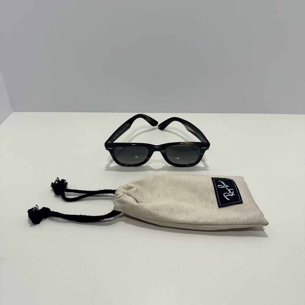Ray-Ban Tortoise Shell Sunglasses - Picture 5 of 6